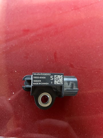 988304RA0A 010 Датчик удару nissan rogue