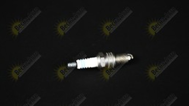 BOSCH 0242229779 Свеча зажигания в наличии Николаев