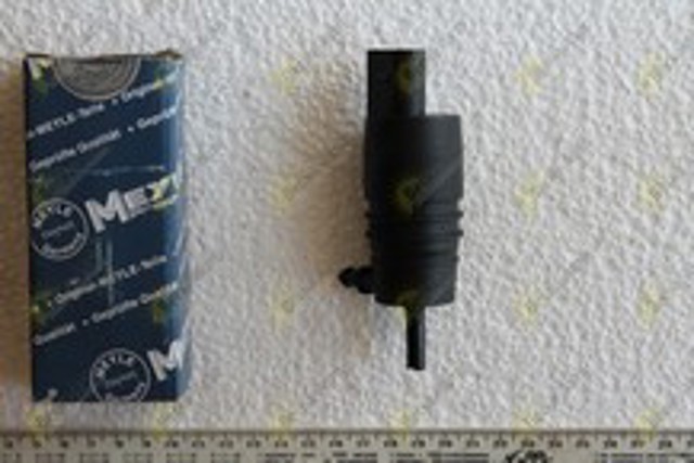 Насос электроомывателя 1009550006 MEYLE