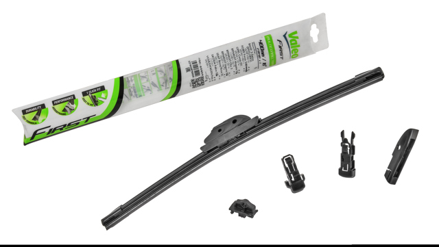 575002 VALEO Щетка-дворник лобового стекла пассажирская купить в Ужгород