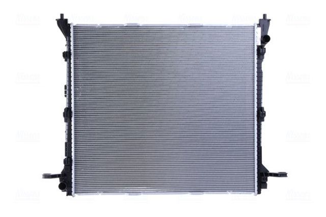 Радиатор 606982 NISSENS
