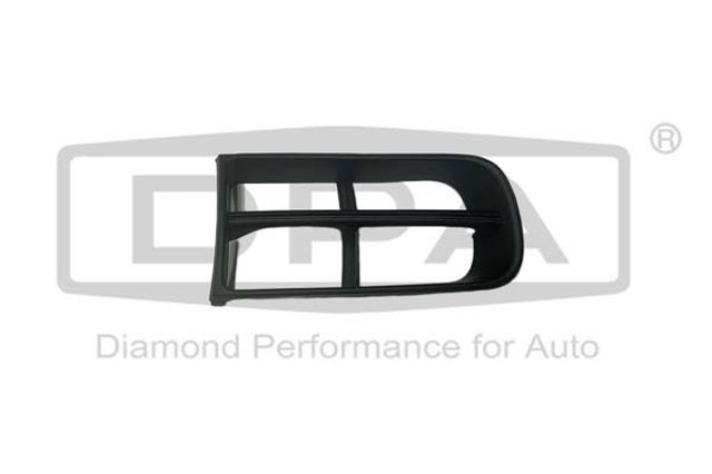DIAMOND 88070776002 Решетка бампера переднего внутренняя правая в наличии Тернополь