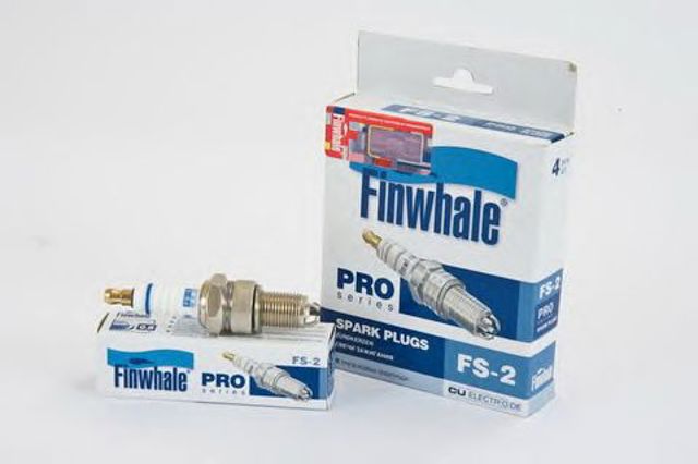 Свічка запалювання серія pro ваз 2108-2109 3-х електродна (вир-во finwhale) FS2