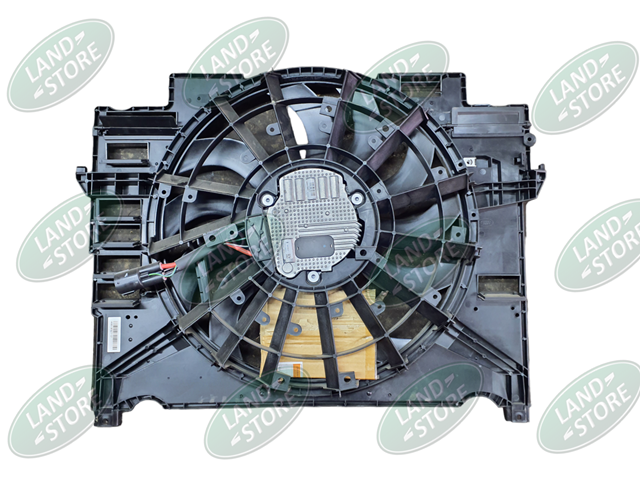 Диффузор радиатора охлаждения в сборе с мотором LR092806 LAND ROVER