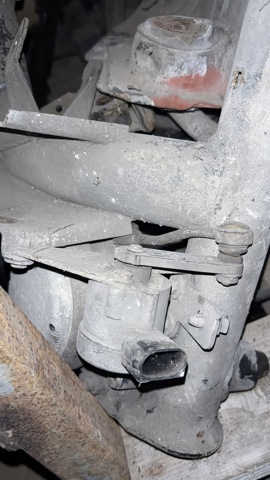 Датчик уровня наклона кузова  1182641 BMW
