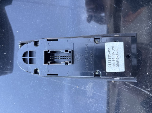 Кнопки переднего левого стеклоподъемника 61319217333 BMW