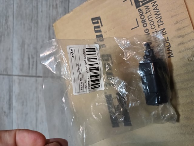 GM 96874570 Датчик включения стопсигнала в наличии Тернополь