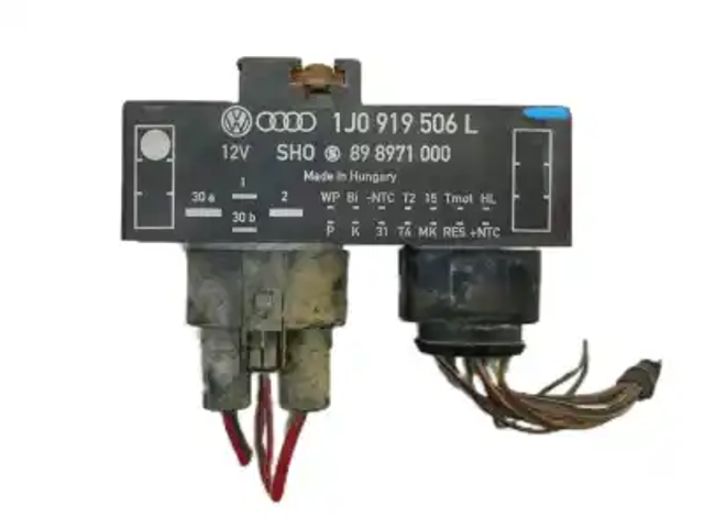 VAG 1J0919506L Регулятор оборотов вентилятора в наличии Полтава