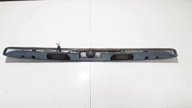 VAG 1U6827577N Молдинг крышки багажника в наличии Львов
