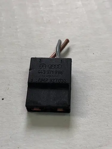 VAG 443971996 в наличии Житомир