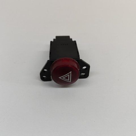 MR951792 MITSUBISHI Кнопка включения аварийного сигнала купить в Николаев
