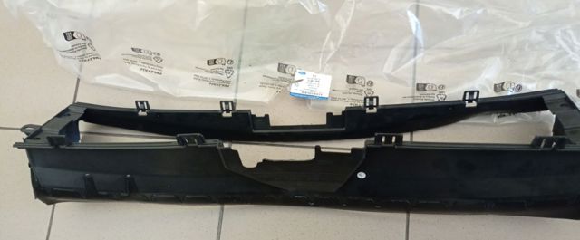 2361058 FORD Нижний дефлектор радиатора купить в Черкассы