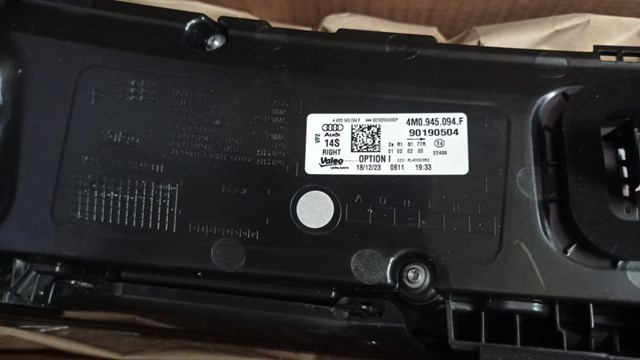 4M0945094F VAG Задний фонарь купить в Полтава