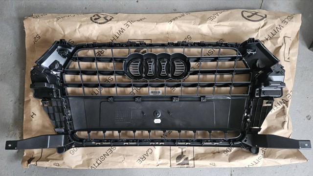 8U0853651M1QP Решетка радиатора купить Павлоград