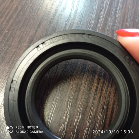 Сальник переднего моста 9031136006 TOYOTA