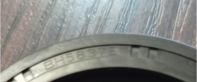 9031136006 TOYOTA Сальник полуоси переднего моста купить в Харьков