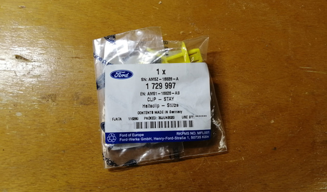 Фиксатор упора капота AM5Z16828A FORD