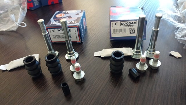 Ремкомплект суппорта тормозного, переднего Renault Megane 2