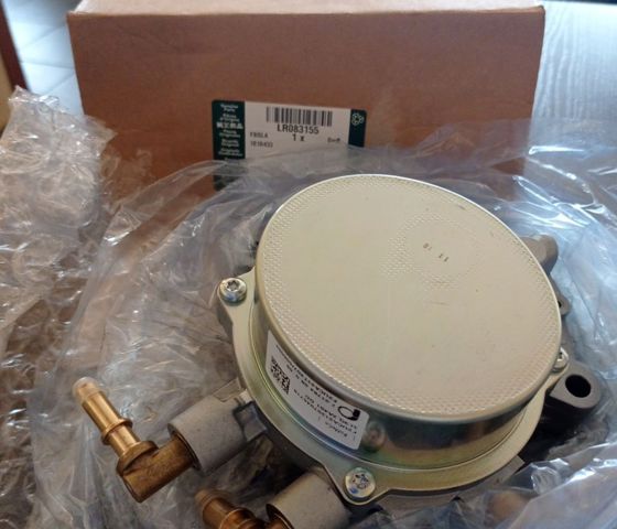 LR083155 LAND ROVER Вакуумный насос купить в Одесса