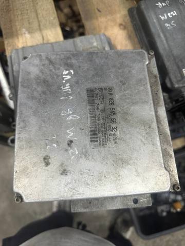 Модуль управления двигателем A0265456632 MERCEDES