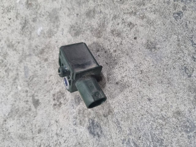 Датчик AIRBAG передний A1729056000 MERCEDES