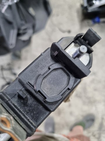 2125407050 MERCEDES купить в Ровно