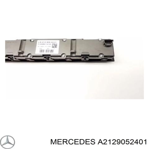 Блок кнопок центральной консоли A2129052401 MERCEDES