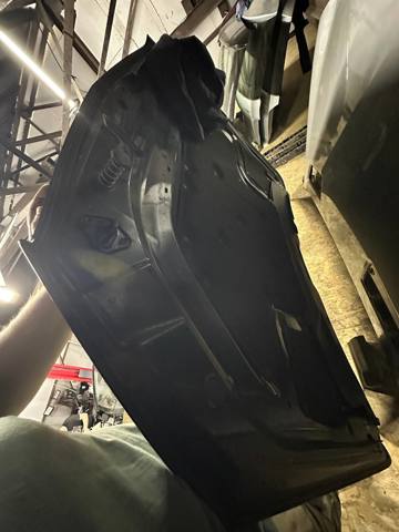 Капот двигателя A2228800057 MERCEDES