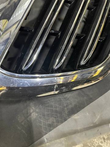 MERCEDES A2228800083 Решетка радиатора в наличии Чернигов