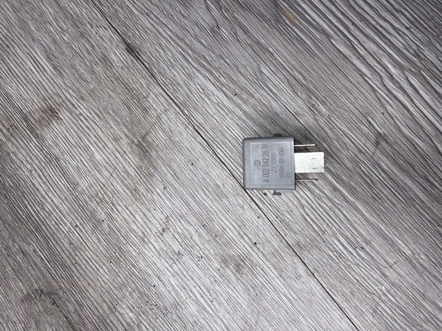 Реле стартера 0025422619 MERCEDES