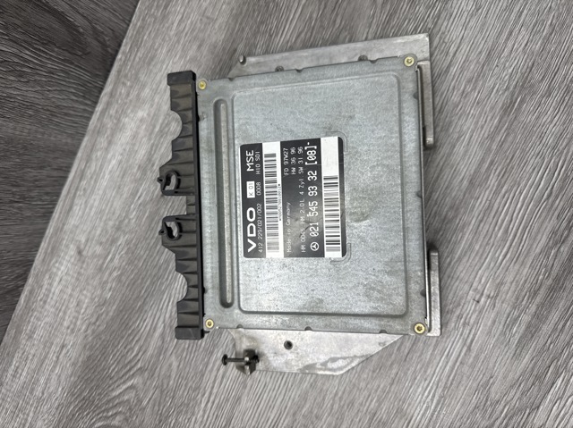 Мозги двигателя 0215459332 MERCEDES