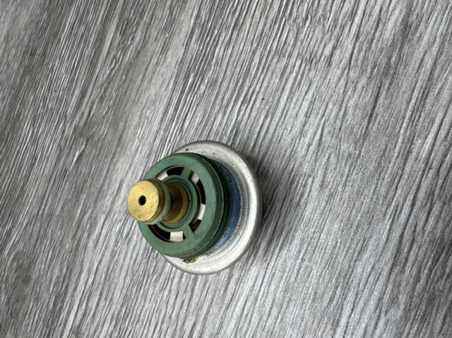 BOSCH 0280160587 Регулятор давления топлива в наличии Житомир