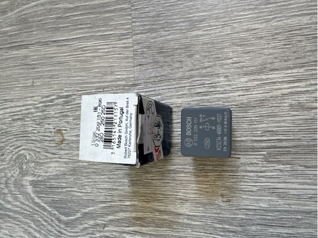 Реле электрическое многофункциональное 0332209151 BOSCH