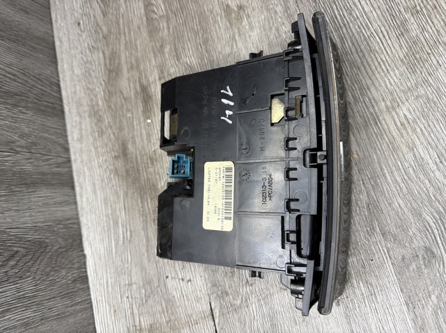 1648100130 MERCEDES купить в Ровно