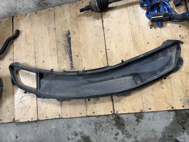 1648800205 MERCEDES купить в Чернигов