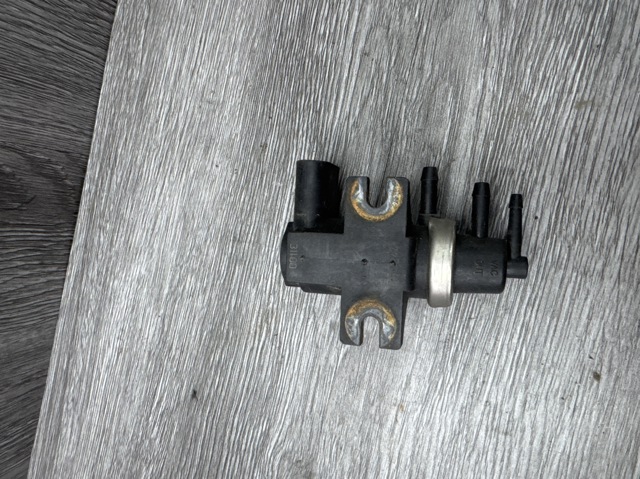 VAG 1J0906627C Клапан соленоид регулирования заслонки EGR в наличии Каменское