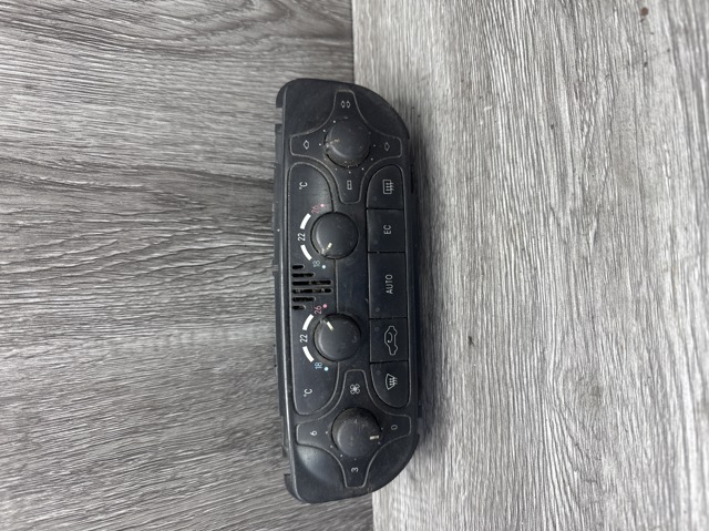 Блок управления печкой 2038300785 MERCEDES