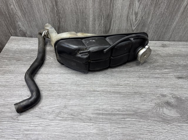 Бачок расширительный Mercedes E