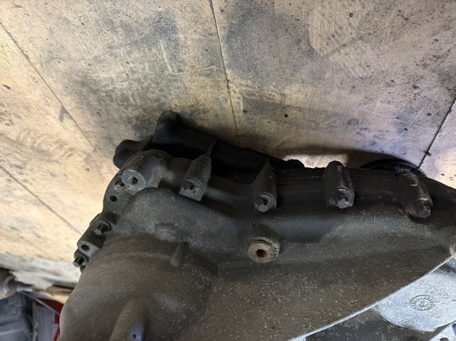 MERCEDES 2512801100 Раздатка (коробка раздаточная) в наличии Черновцы