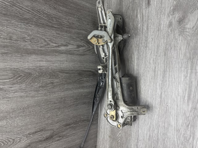 Трапеция дворников 3391098329 MERCEDES