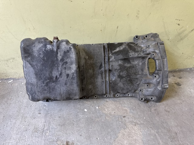 Поддон картера двигателя 6040140602 MERCEDES
