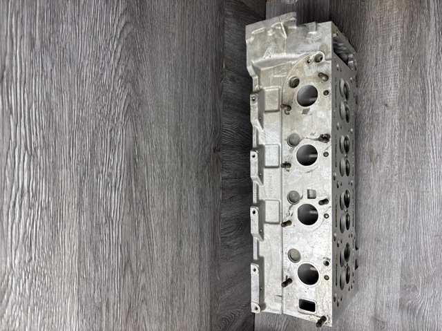 MERCEDES 6110105220 Головка блока цилиндров (ГБЦ) в наличии Ирпень