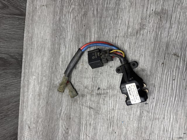 BOSCH 9140010099 Резистор печки в наличии Тернополь