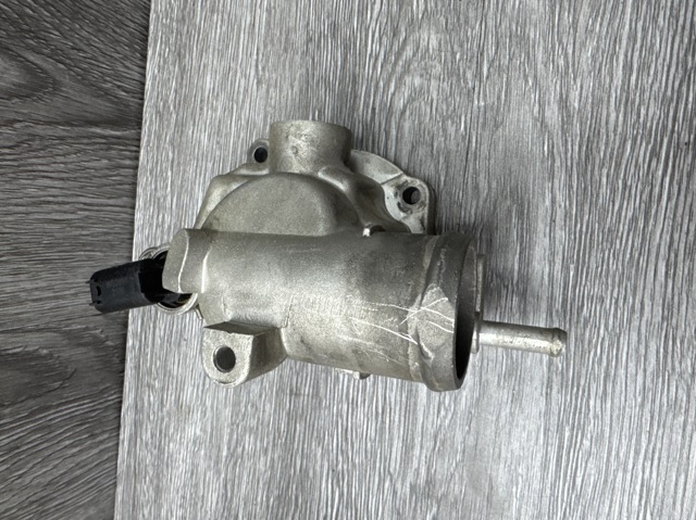 DT1146H DAYCO Корпус термостата купить в Запорожье