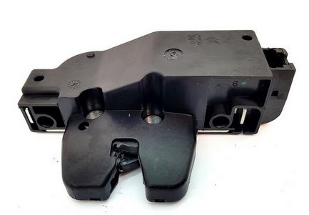 Замок крышки багажника Ситроен С5 1