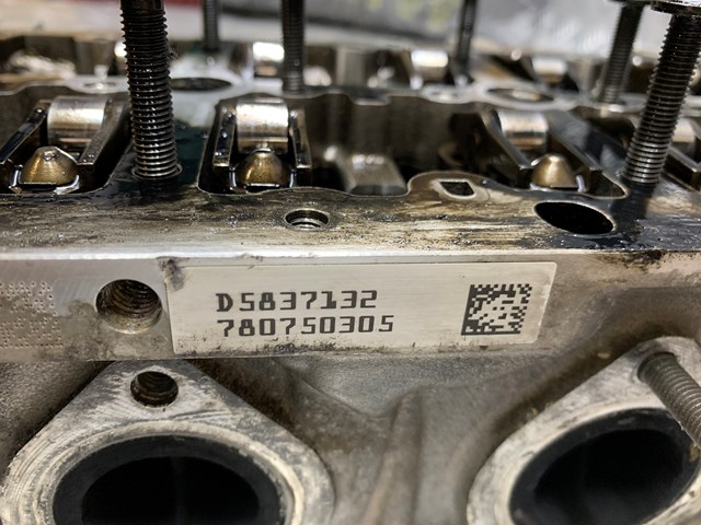 BMW 11127800001 ГБЦ в наличии Черкассы
