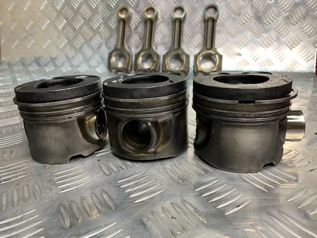 Поршня на 1 цилиндр, STD 11257792745 BMW