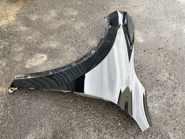 Крыло левое 41009629107 BMW
