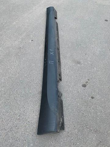 Подножка правая 51122990170 BMW