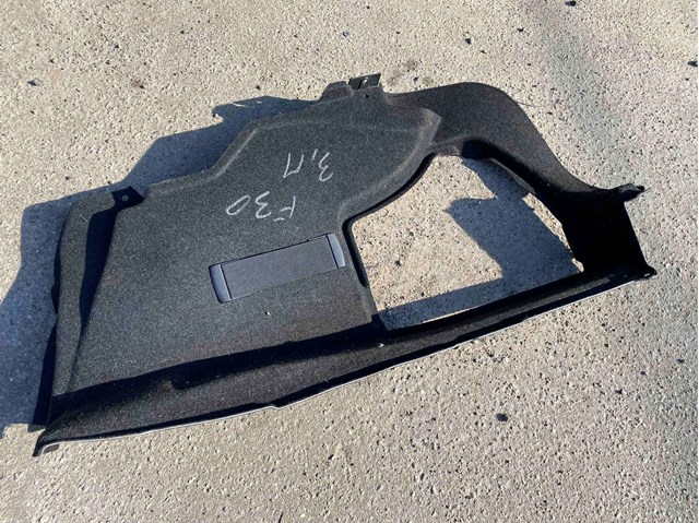 Облицовка багажного отсека, левая 51477289011 BMW